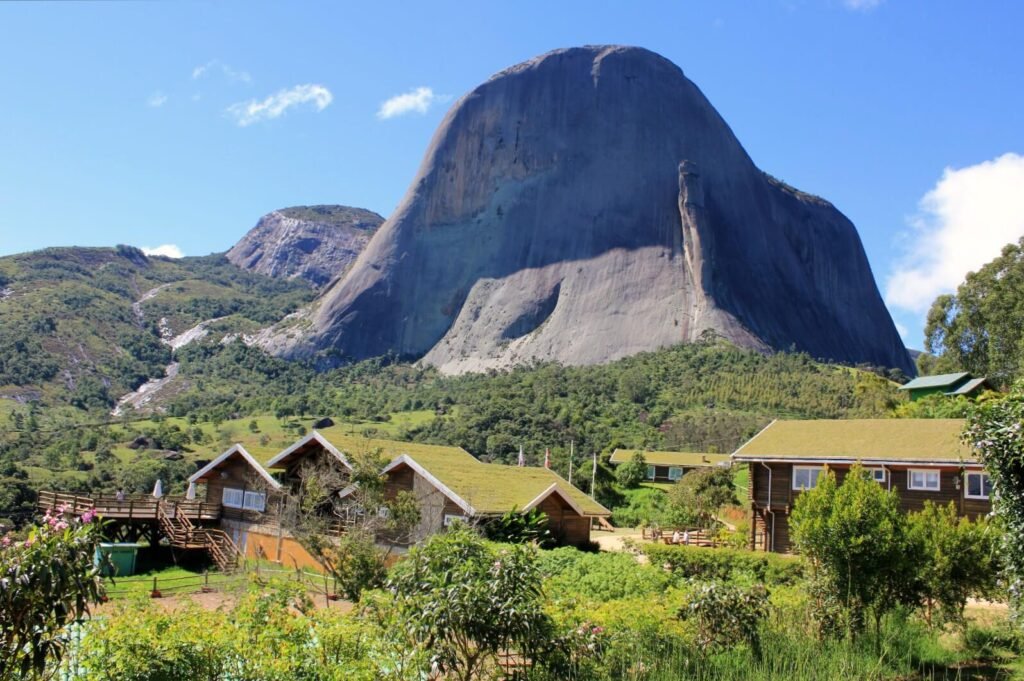 8 Trilhas e Caminhadas em ES: Explorando as Belezas Naturais